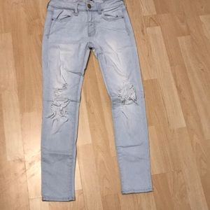 American Eagle ripped jeggings